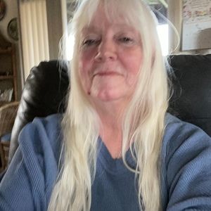 Meet your Posher, Posh